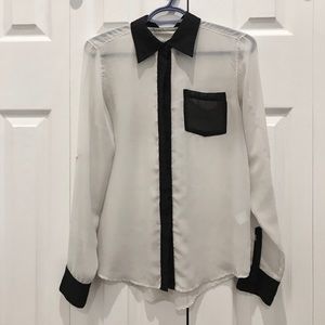 🌼[5/$20] chiffon button up blouse